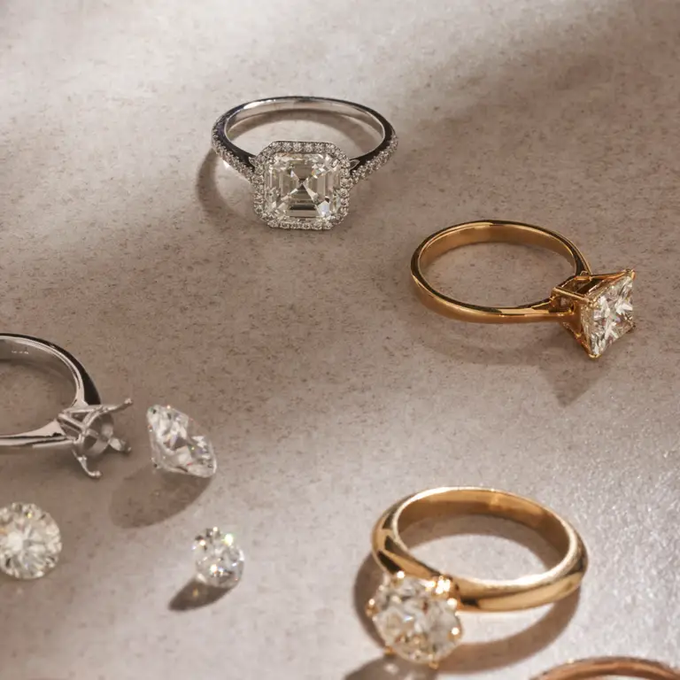 gold diamond engagement rings
