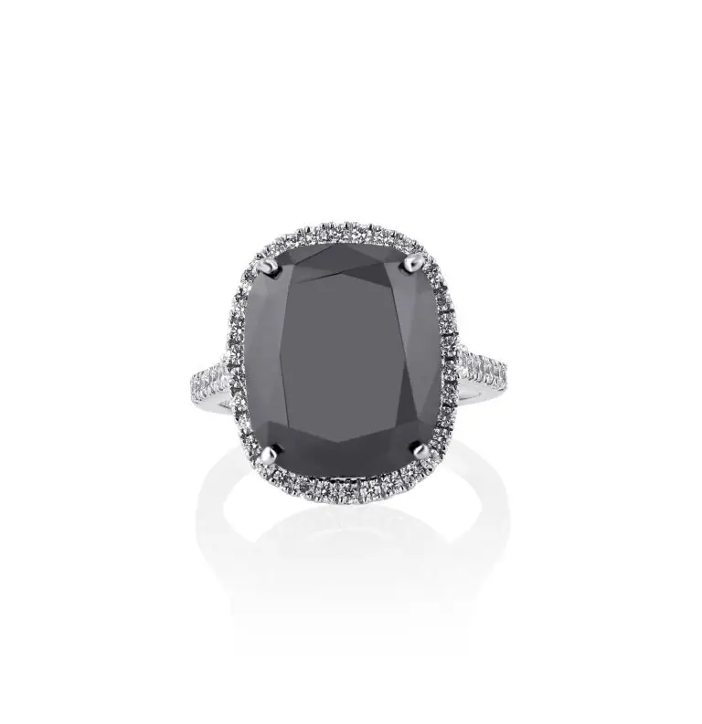 Ring 18K white gold with Natural black diamond and surround.